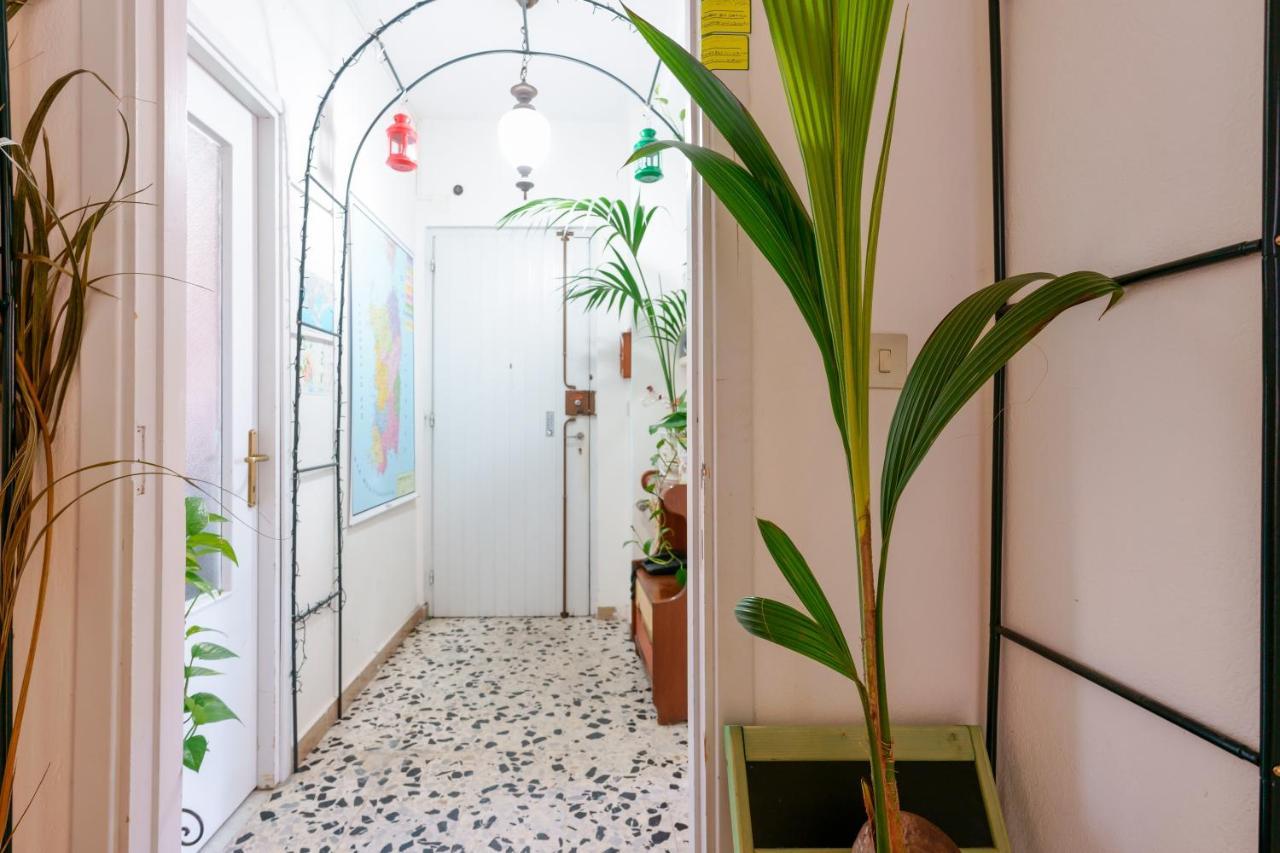 B&B Pothos - Eng Ita - Air Conditioning Wi-Fi Fridge Netflix Local Guide - Aria Condizionata, Frigo, Internet, Guida Locale Cagliari Zewnętrze zdjęcie